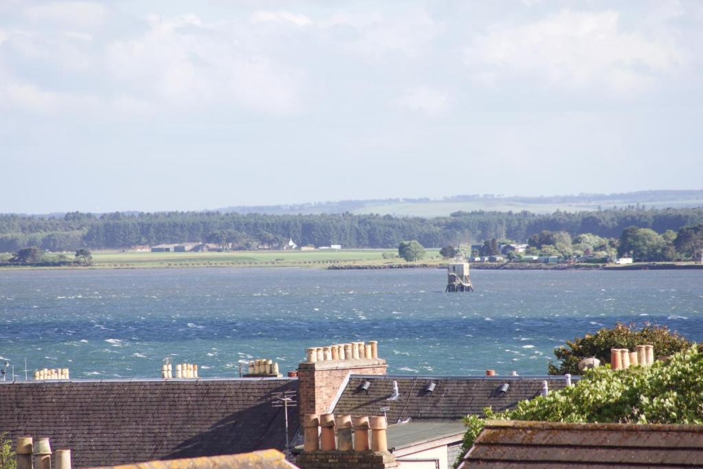 Claymore Apartment Broughty Ferry room 5